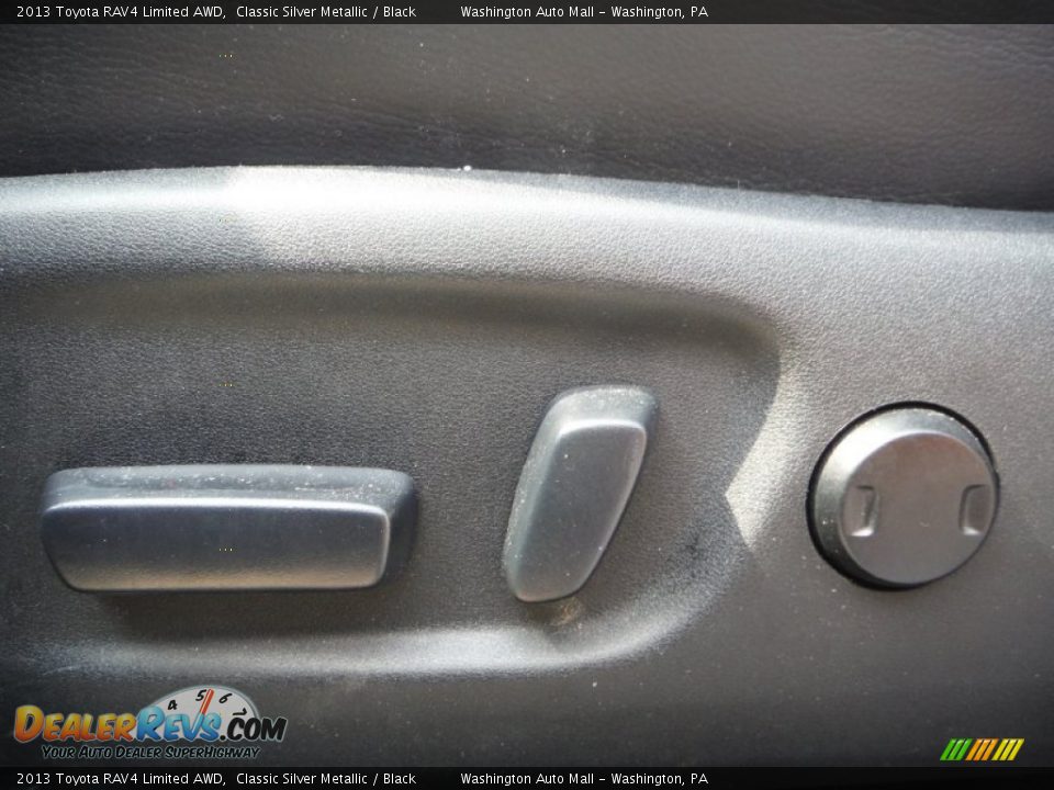 2013 Toyota RAV4 Limited AWD Classic Silver Metallic / Black Photo #12