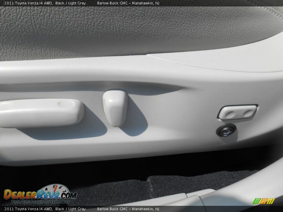 2011 Toyota Venza I4 AWD Black / Light Gray Photo #3