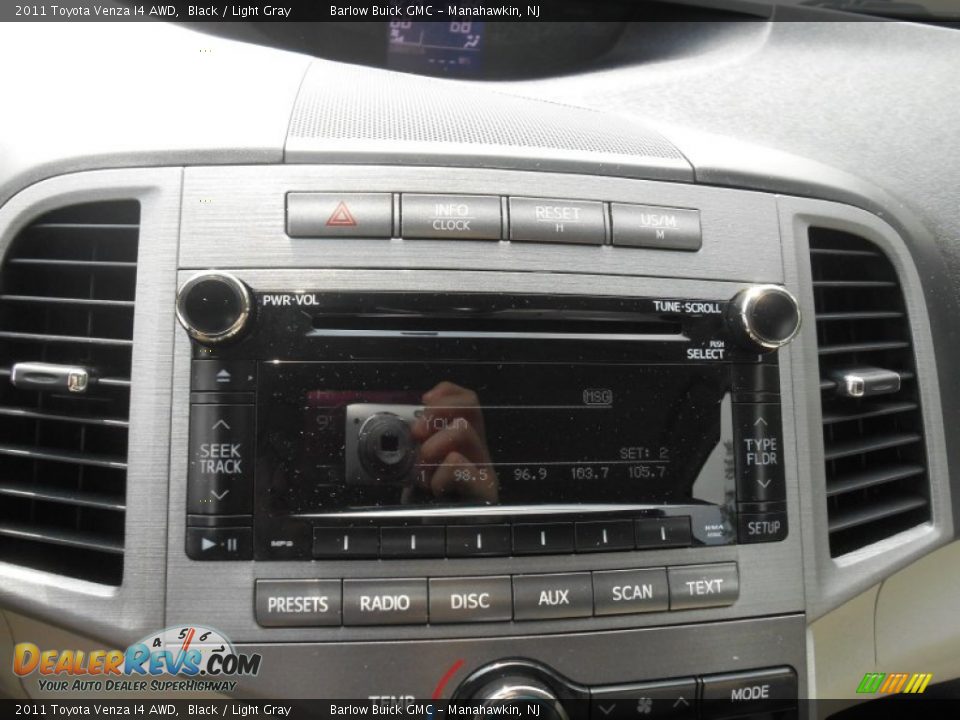 2011 Toyota Venza I4 AWD Black / Light Gray Photo #16