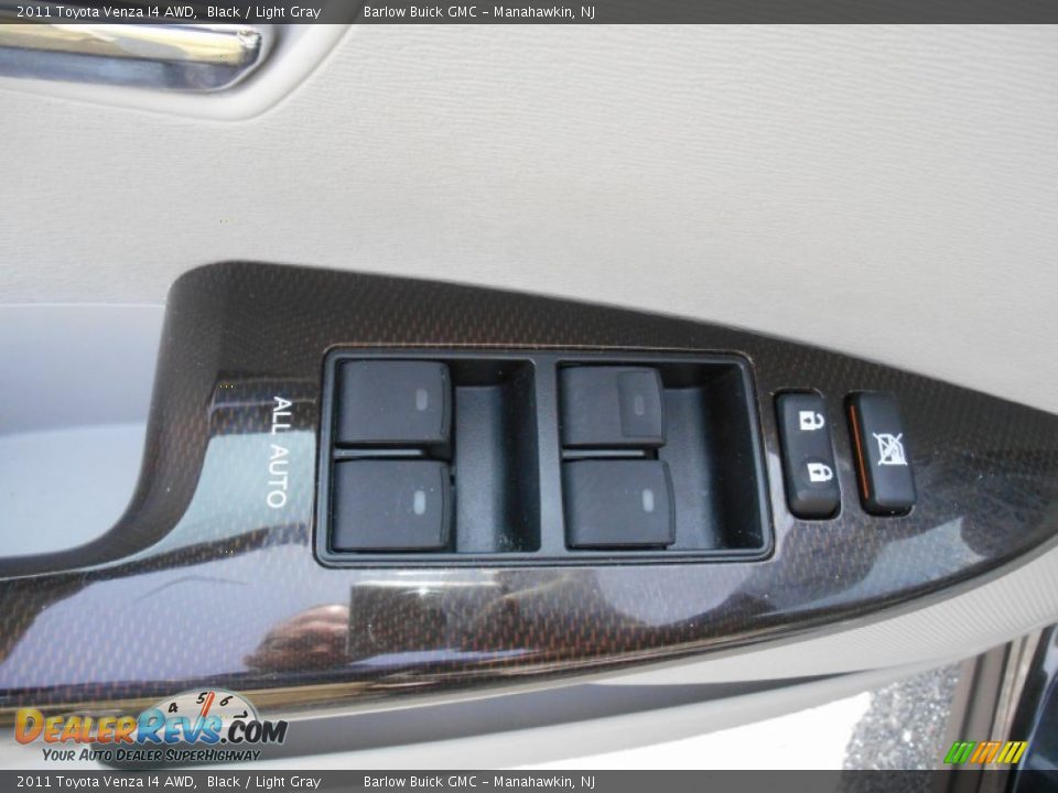 2011 Toyota Venza I4 AWD Black / Light Gray Photo #18