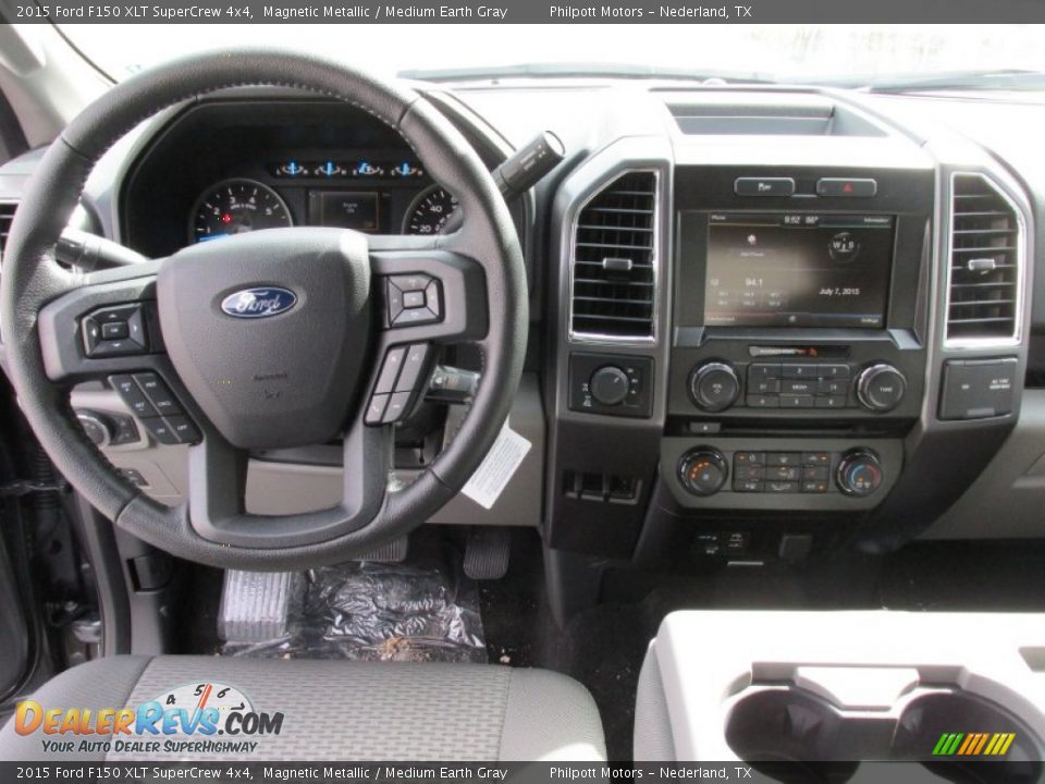 2015 Ford F150 XLT SuperCrew 4x4 Magnetic Metallic / Medium Earth Gray Photo #24