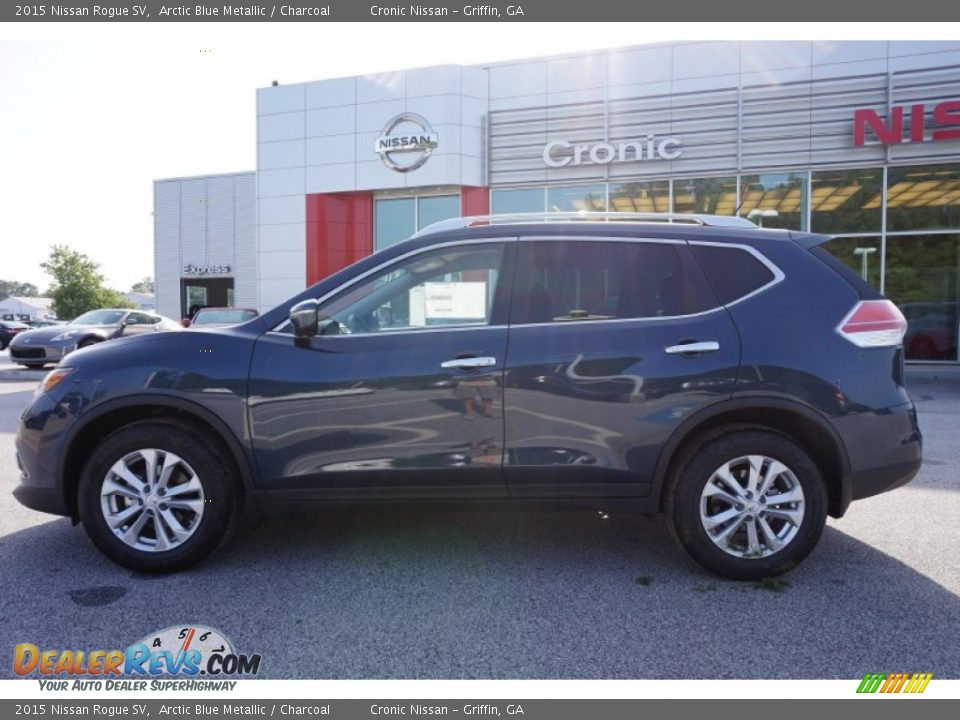 2015 Nissan Rogue SV Arctic Blue Metallic / Charcoal Photo #2