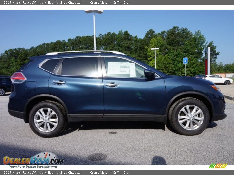 Arctic Blue Metallic 2015 Nissan Rogue SV Photo #5