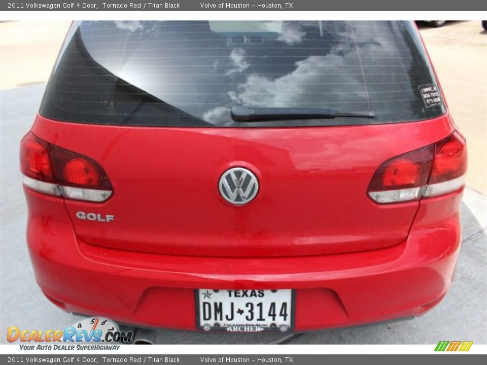2011 Volkswagen Golf 4 Door Tornado Red / Titan Black Photo #8