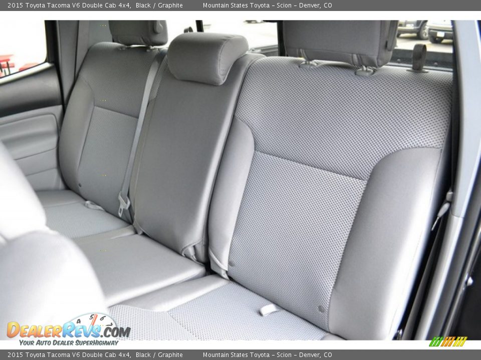 2015 Toyota Tacoma V6 Double Cab 4x4 Black / Graphite Photo #7