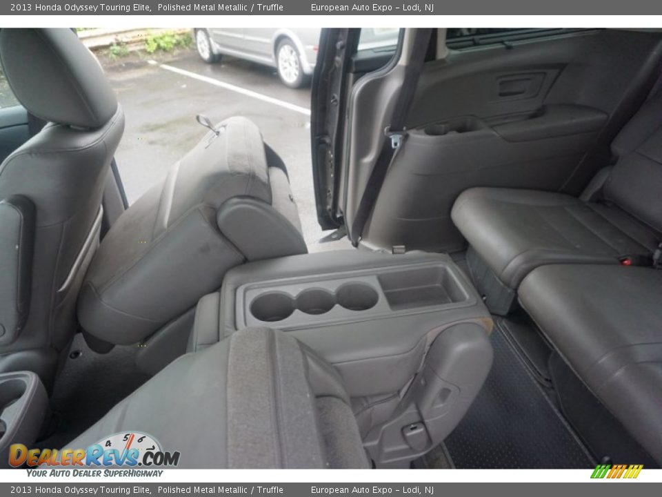 2013 Honda Odyssey Touring Elite Polished Metal Metallic / Truffle Photo #24