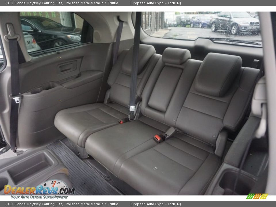 2013 Honda Odyssey Touring Elite Polished Metal Metallic / Truffle Photo #25