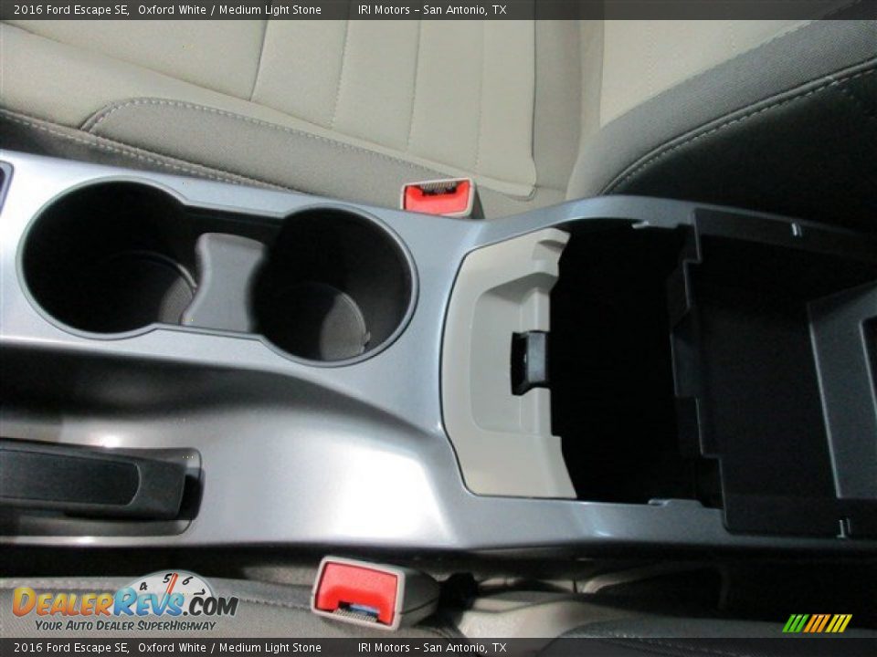 2016 Ford Escape SE Oxford White / Medium Light Stone Photo #22