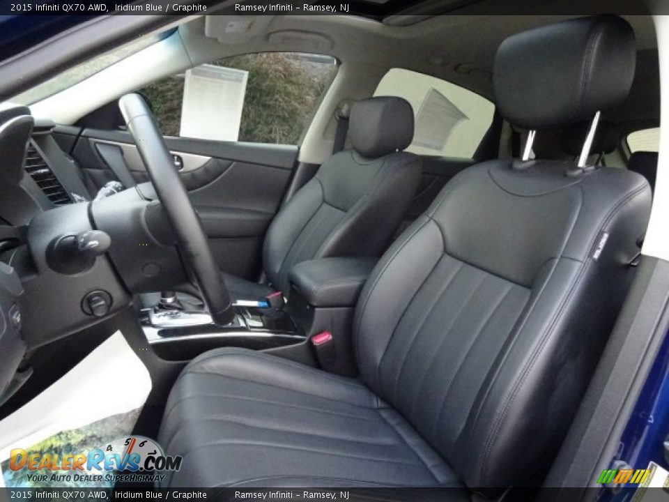 Front Seat of 2015 Infiniti QX70 AWD Photo #8