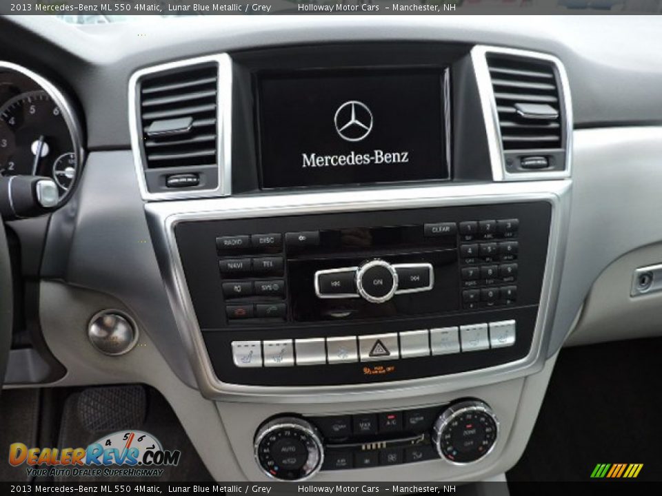 2013 Mercedes-Benz ML 550 4Matic Lunar Blue Metallic / Grey Photo #16