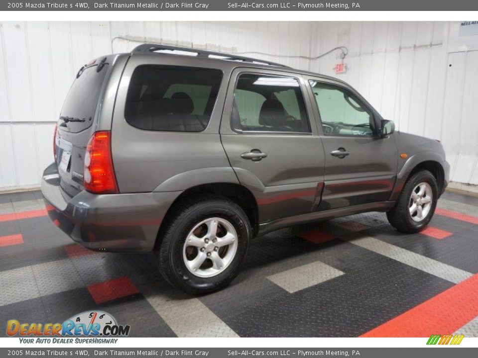 2005 Mazda Tribute s 4WD Dark Titanium Metallic / Dark Flint Gray Photo #7