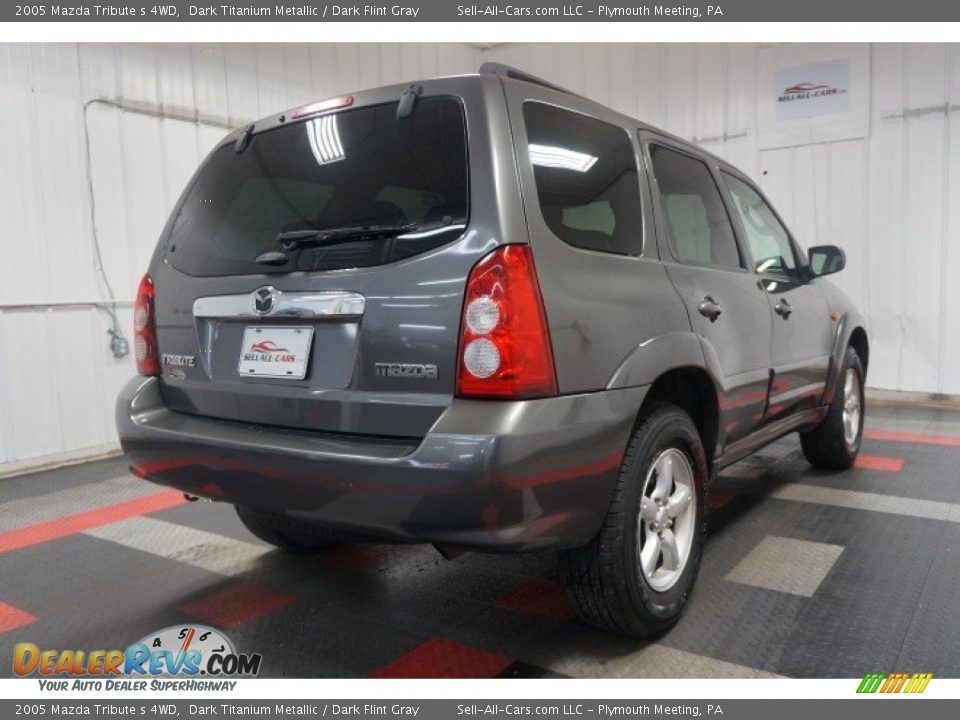 2005 Mazda Tribute s 4WD Dark Titanium Metallic / Dark Flint Gray Photo #8