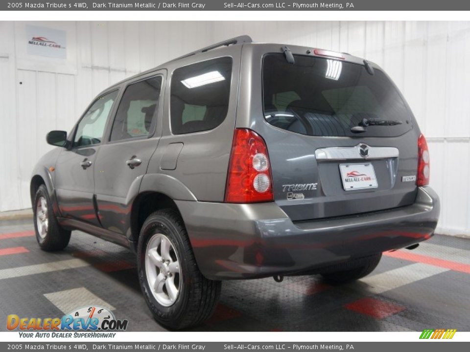 2005 Mazda Tribute s 4WD Dark Titanium Metallic / Dark Flint Gray Photo #10