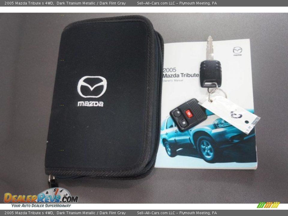 2005 Mazda Tribute s 4WD Dark Titanium Metallic / Dark Flint Gray Photo #32