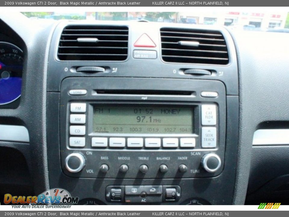 2009 Volkswagen GTI 2 Door Black Magic Metallic / Anthracite Black Leather Photo #18