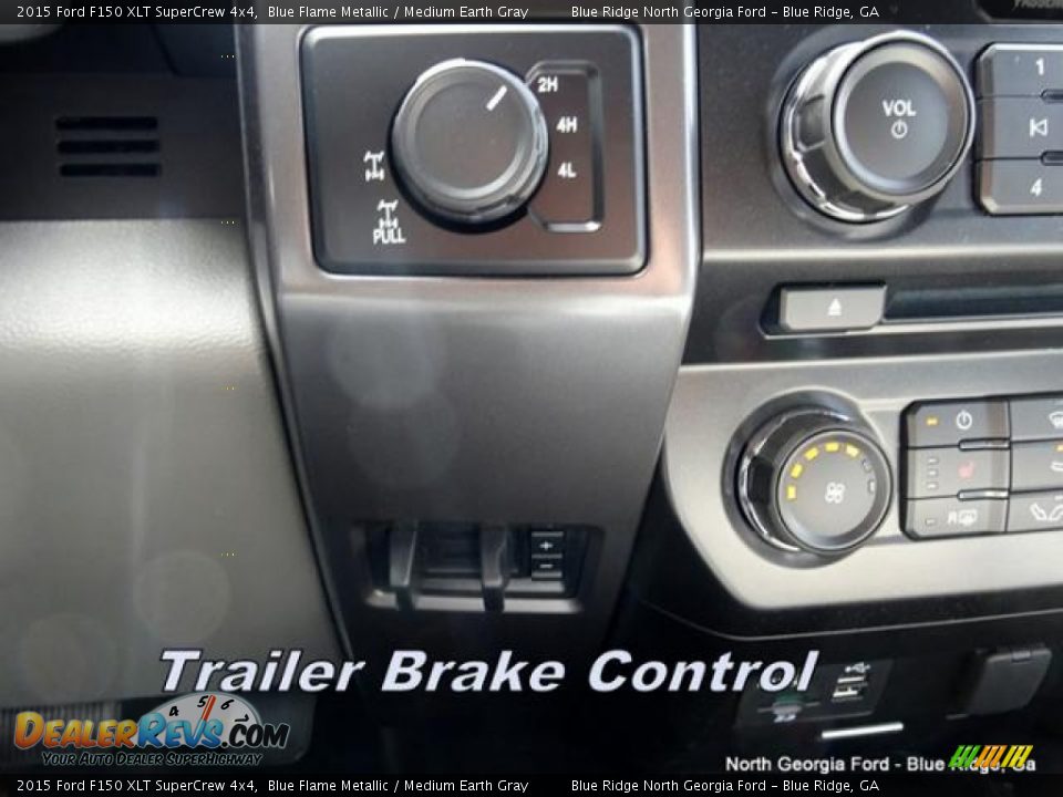 2015 Ford F150 XLT SuperCrew 4x4 Blue Flame Metallic / Medium Earth Gray Photo #25