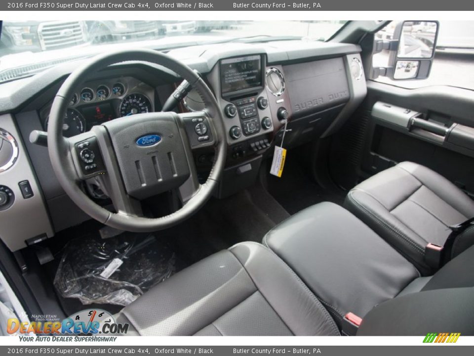 Black Interior - 2016 Ford F350 Super Duty Lariat Crew Cab 4x4 Photo #8