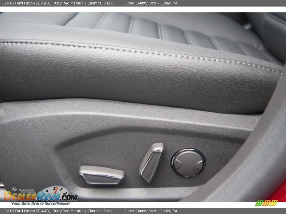 2016 Ford Fusion SE AWD Ruby Red Metallic / Charcoal Black Photo #10