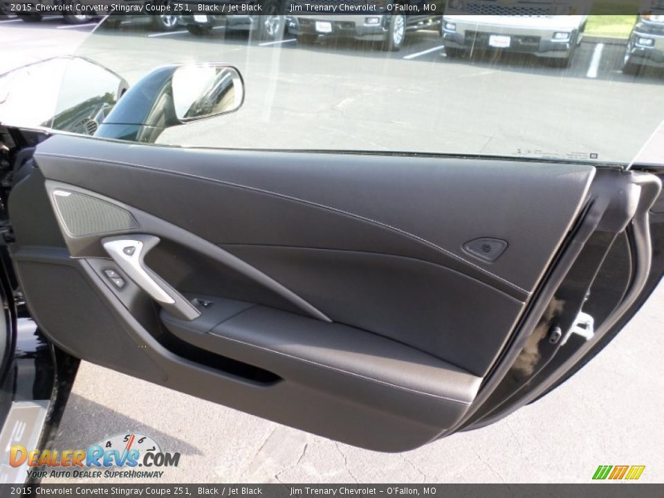 Door Panel of 2015 Chevrolet Corvette Stingray Coupe Z51 Photo #32