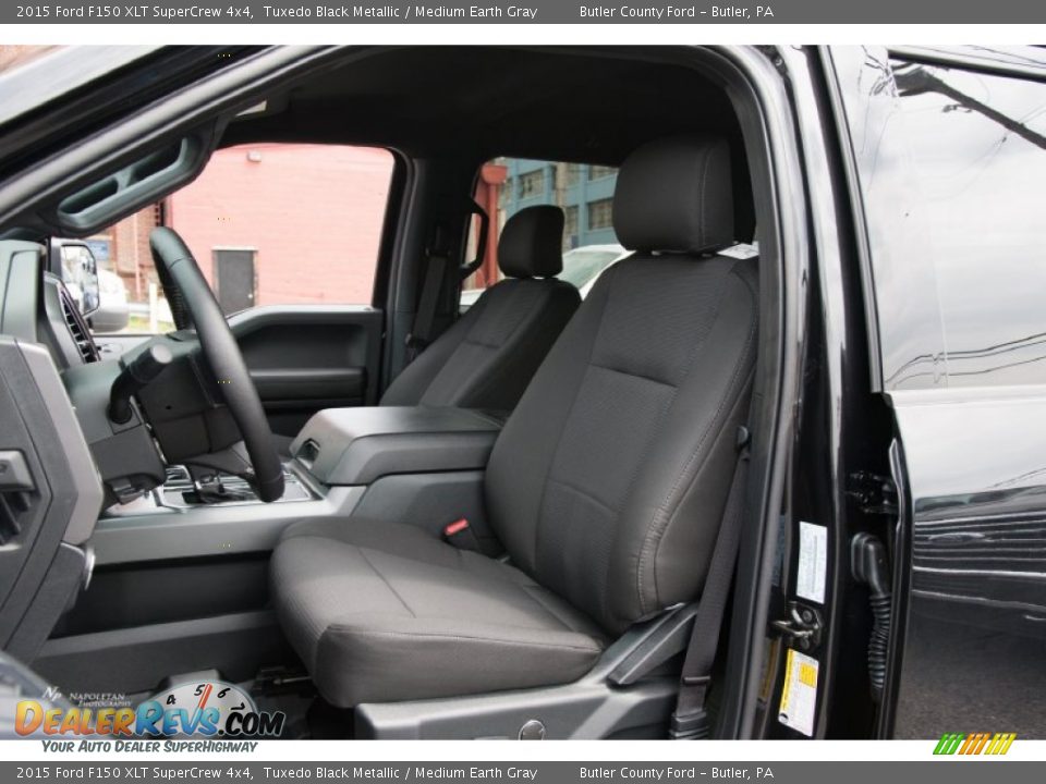 2015 Ford F150 XLT SuperCrew 4x4 Tuxedo Black Metallic / Medium Earth Gray Photo #5