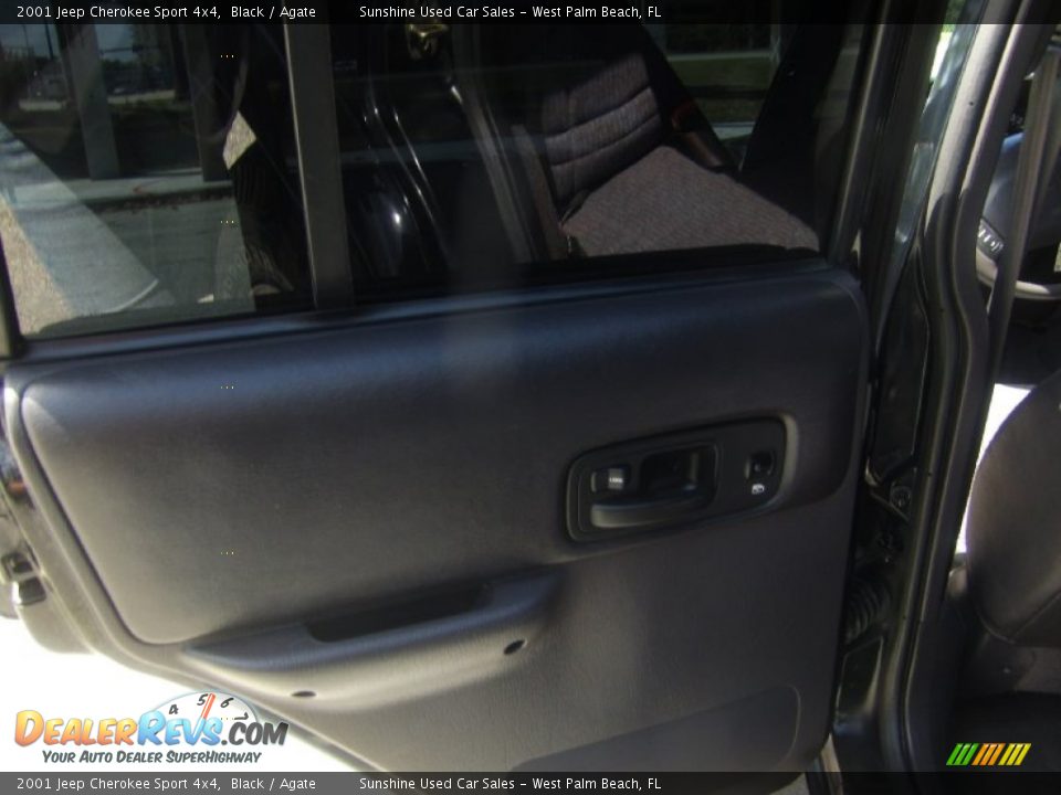 2001 Jeep Cherokee Sport 4x4 Black / Agate Photo #21