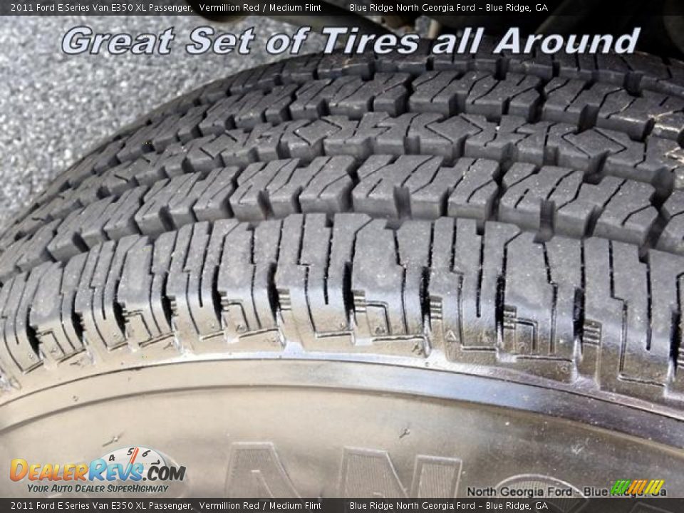 2011 Ford E Series Van E350 XL Passenger Vermillion Red / Medium Flint Photo #10
