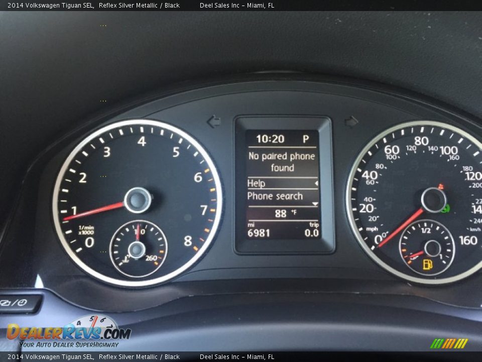 2014 Volkswagen Tiguan SEL Reflex Silver Metallic / Black Photo #17