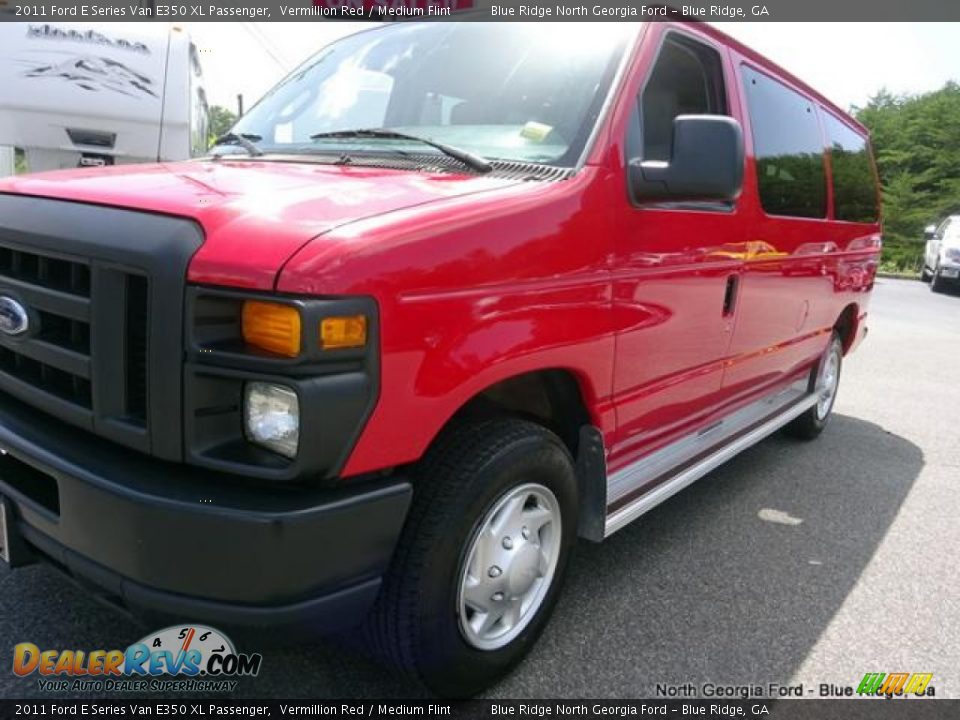 2011 Ford E Series Van E350 XL Passenger Vermillion Red / Medium Flint Photo #30