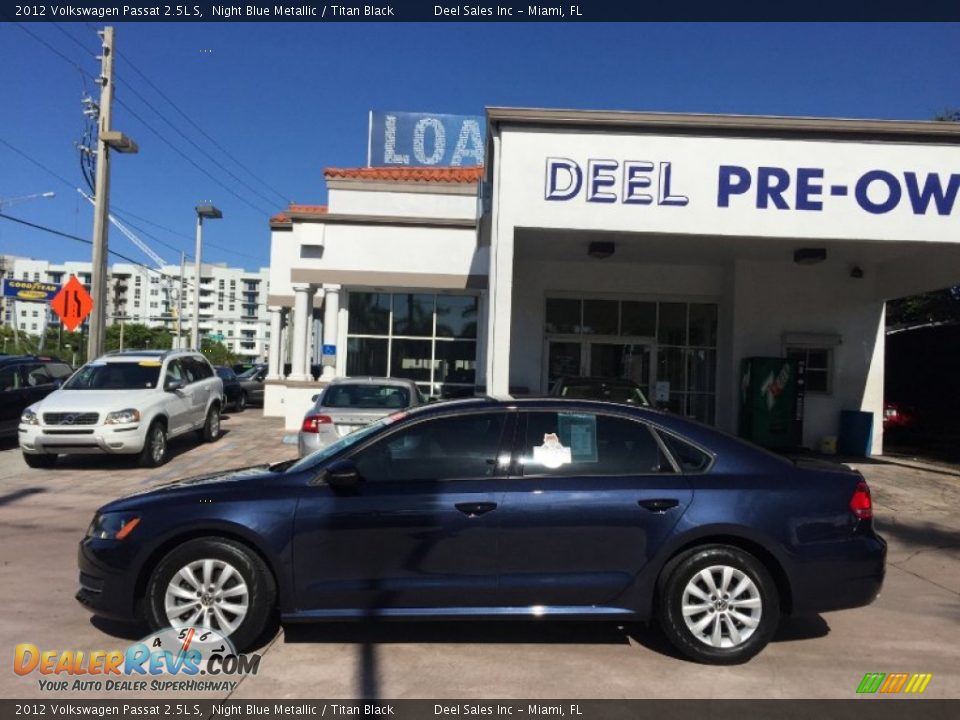 2012 Volkswagen Passat 2.5L S Night Blue Metallic / Titan Black Photo #2