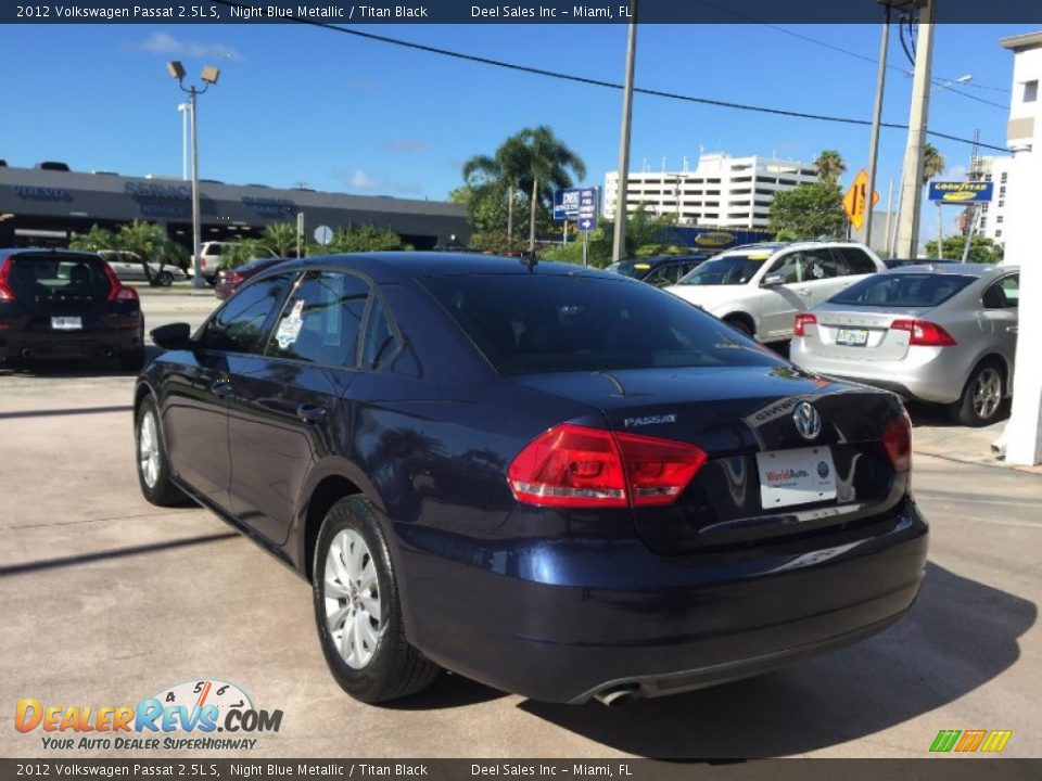 2012 Volkswagen Passat 2.5L S Night Blue Metallic / Titan Black Photo #3