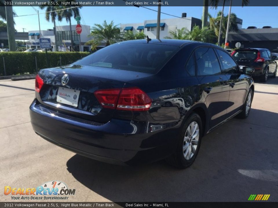 2012 Volkswagen Passat 2.5L S Night Blue Metallic / Titan Black Photo #5