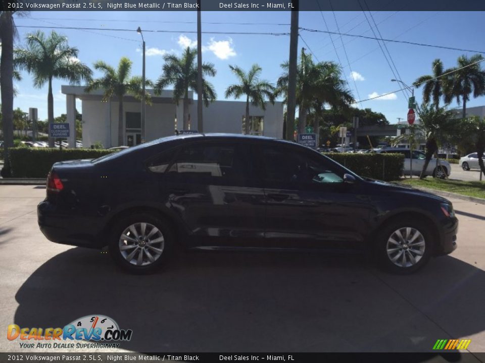 2012 Volkswagen Passat 2.5L S Night Blue Metallic / Titan Black Photo #6
