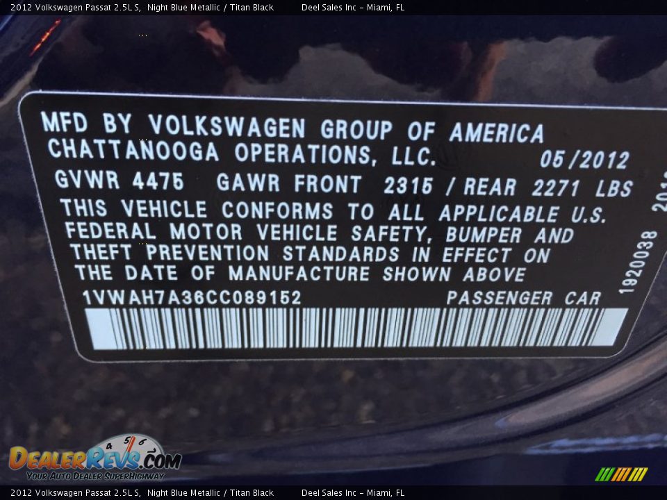 2012 Volkswagen Passat 2.5L S Night Blue Metallic / Titan Black Photo #15