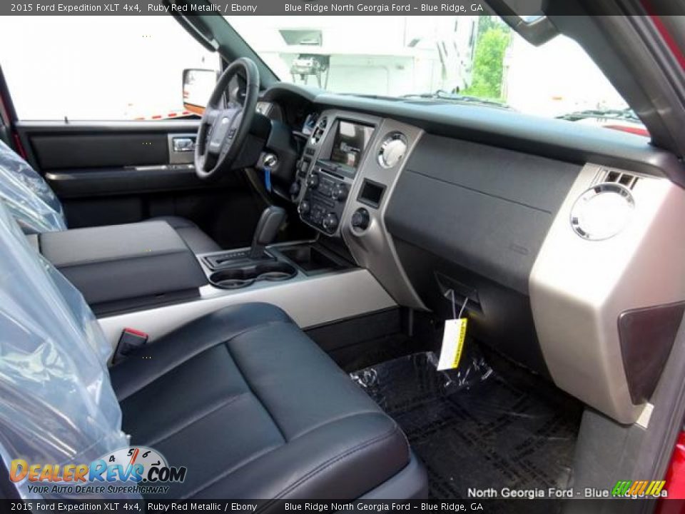 2015 Ford Expedition XLT 4x4 Ruby Red Metallic / Ebony Photo #34