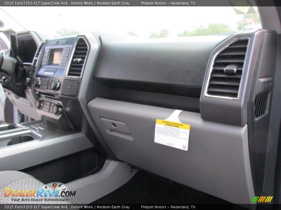 2015 Ford F150 XLT SuperCrew 4x4 Oxford White / Medium Earth Gray Photo #18