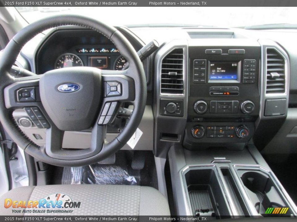 2015 Ford F150 XLT SuperCrew 4x4 Oxford White / Medium Earth Gray Photo #25