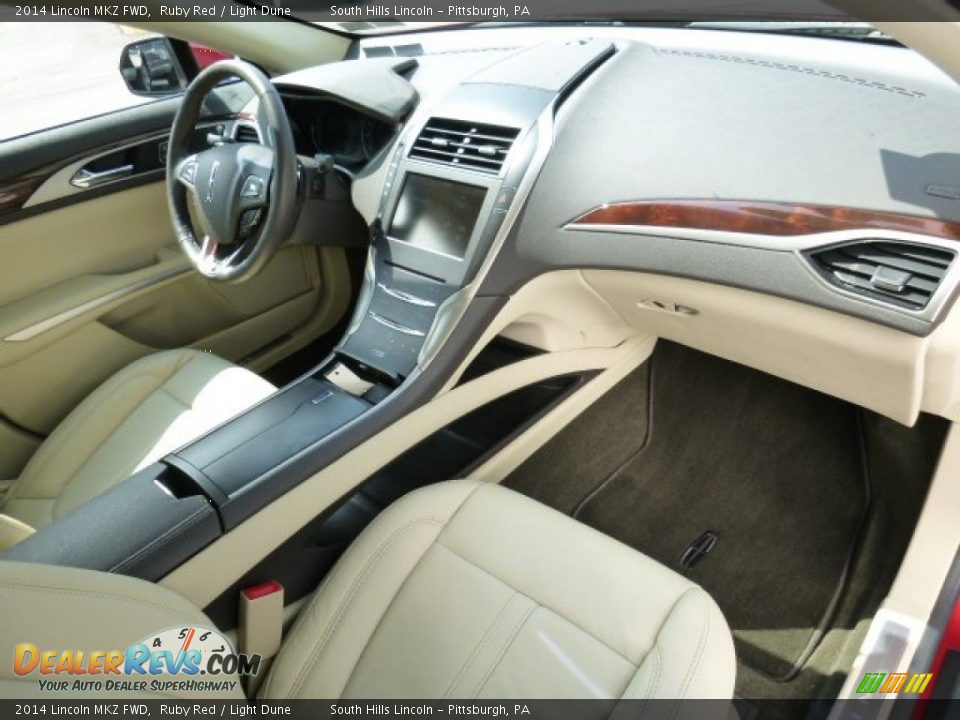 2014 Lincoln MKZ FWD Ruby Red / Light Dune Photo #11