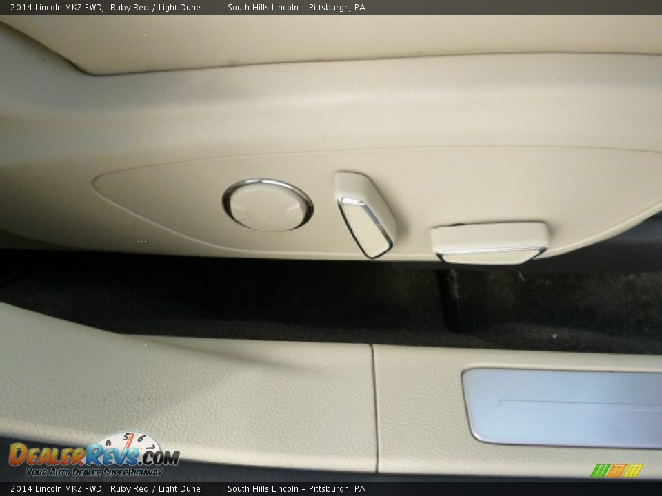 2014 Lincoln MKZ FWD Ruby Red / Light Dune Photo #13