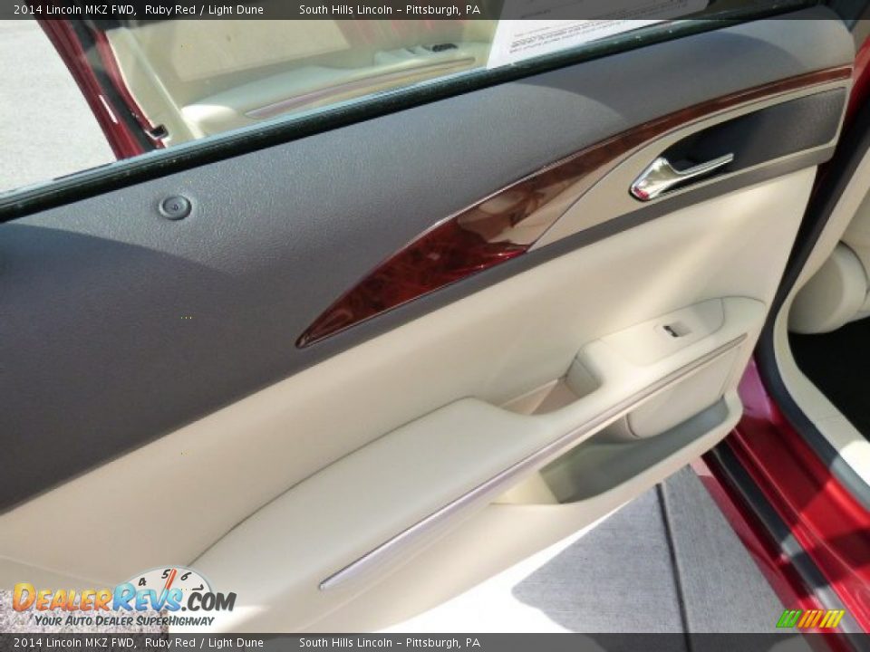 2014 Lincoln MKZ FWD Ruby Red / Light Dune Photo #18