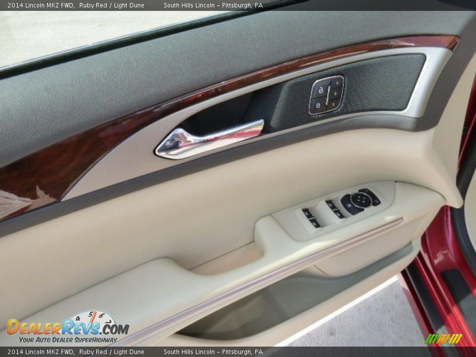 2014 Lincoln MKZ FWD Ruby Red / Light Dune Photo #19