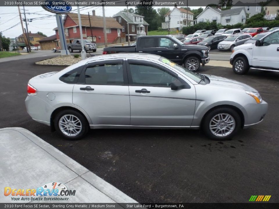 2010 Ford Focus SE Sedan Sterling Grey Metallic / Medium Stone Photo #6