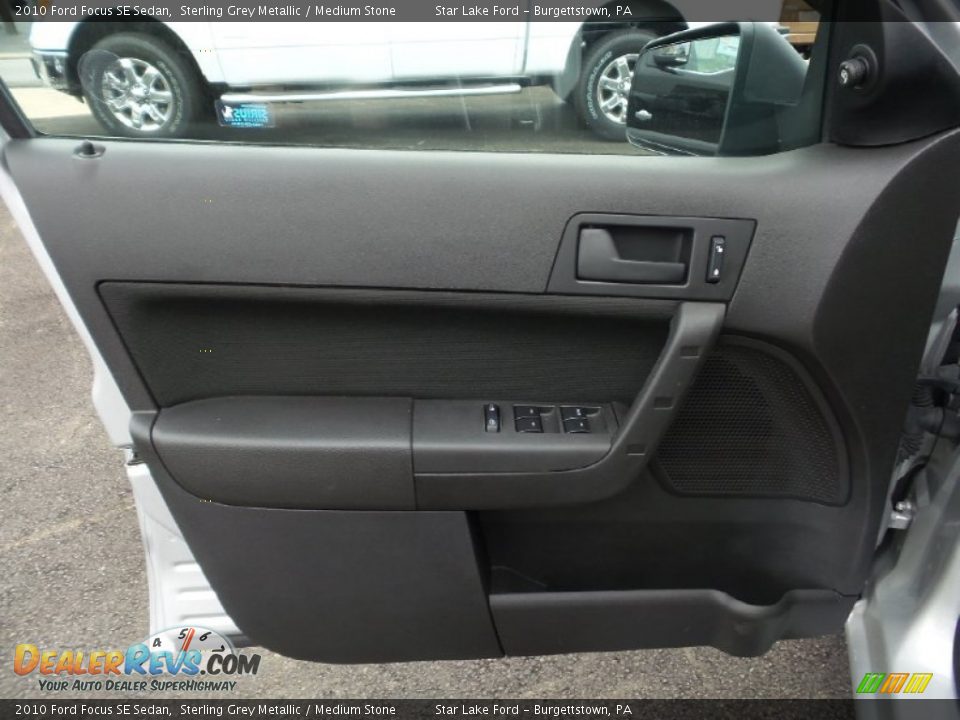 2010 Ford Focus SE Sedan Sterling Grey Metallic / Medium Stone Photo #13