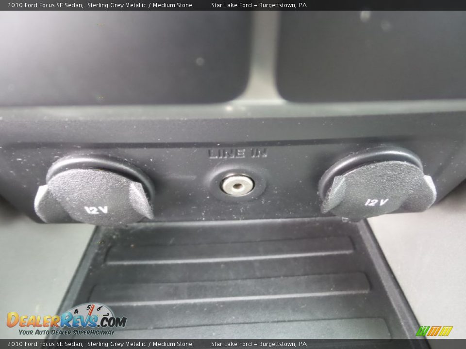 2010 Ford Focus SE Sedan Sterling Grey Metallic / Medium Stone Photo #16