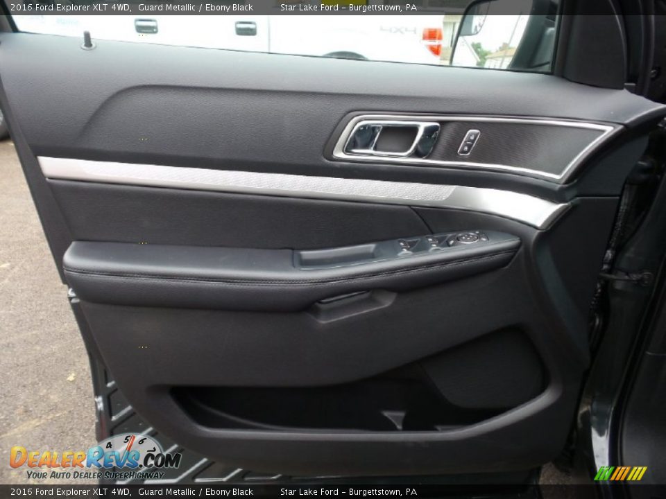 2016 Ford Explorer XLT 4WD Guard Metallic / Ebony Black Photo #14