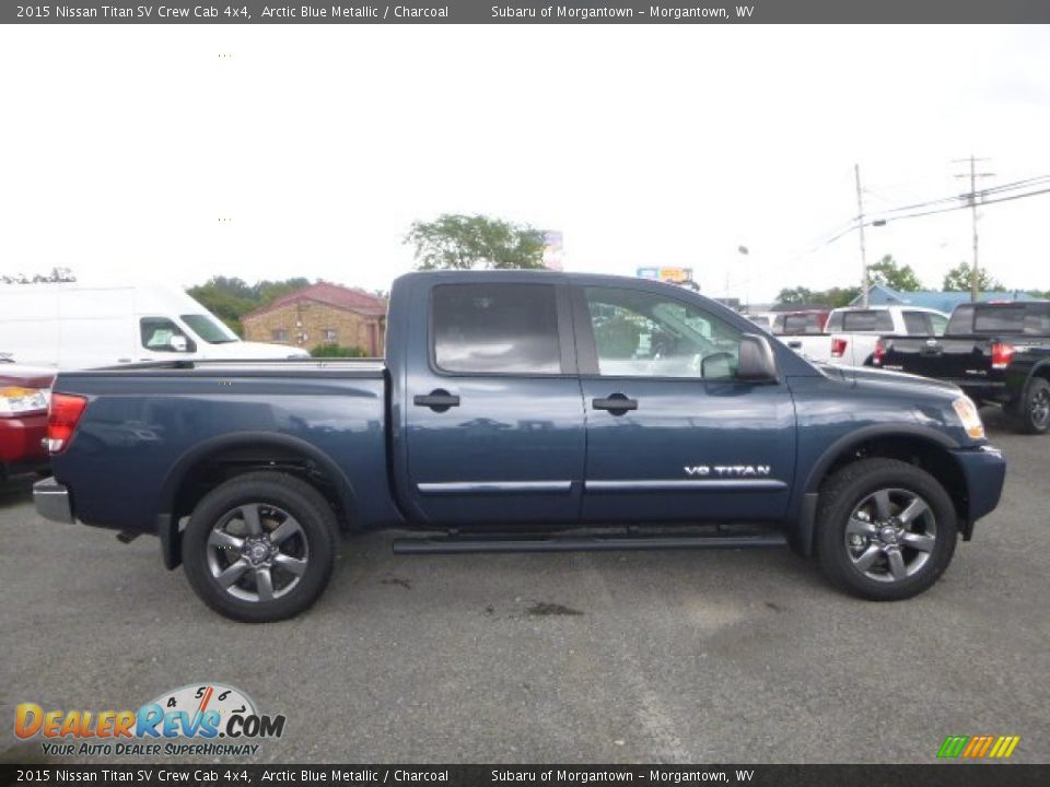 2015 Nissan Titan SV Crew Cab 4x4 Arctic Blue Metallic / Charcoal Photo #3