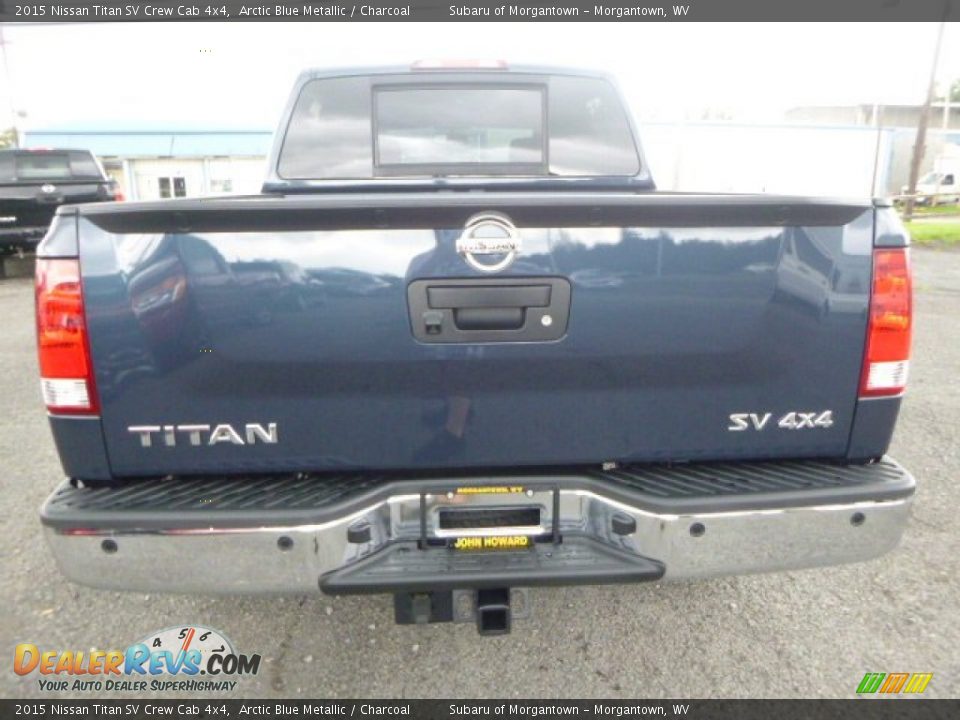 2015 Nissan Titan SV Crew Cab 4x4 Arctic Blue Metallic / Charcoal Photo #5