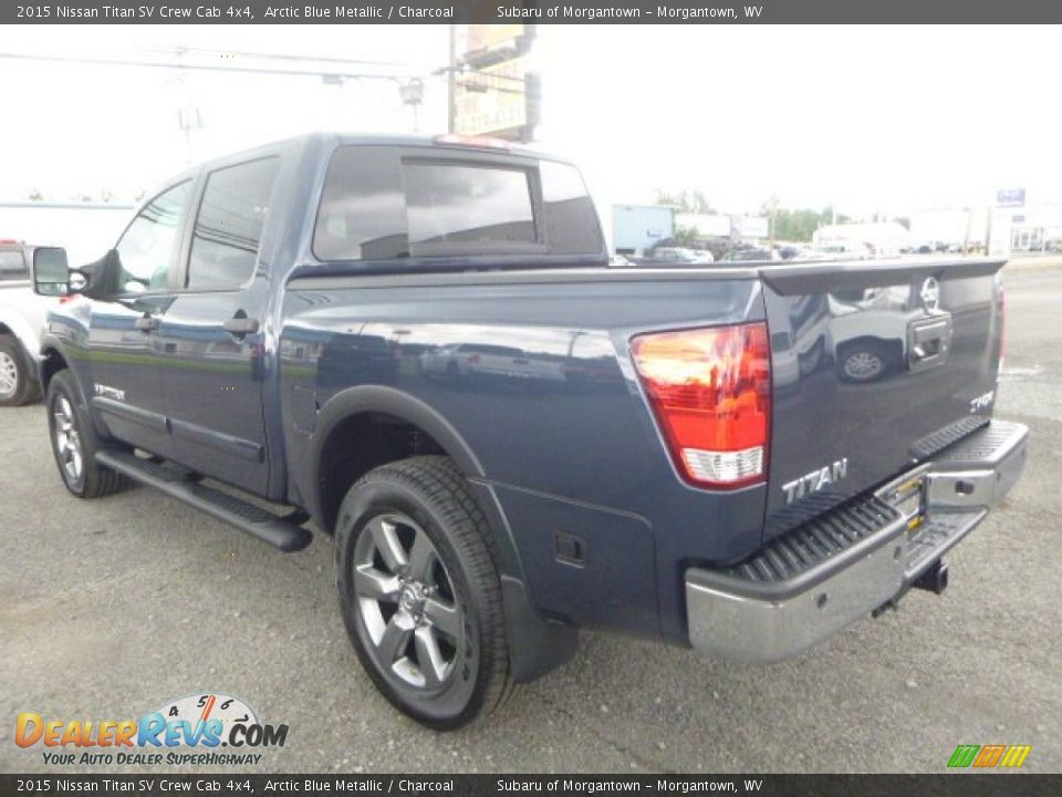 2015 Nissan Titan SV Crew Cab 4x4 Arctic Blue Metallic / Charcoal Photo #6