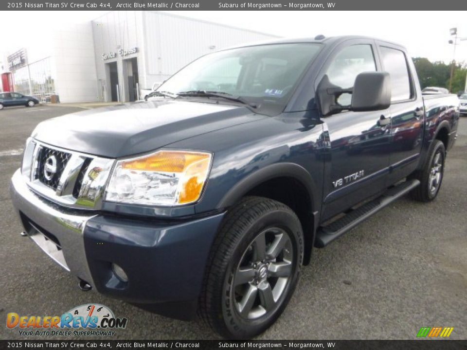 2015 Nissan Titan SV Crew Cab 4x4 Arctic Blue Metallic / Charcoal Photo #8