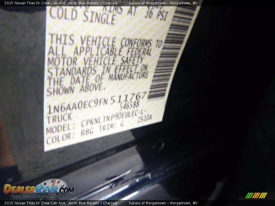 2015 Nissan Titan SV Crew Cab 4x4 Arctic Blue Metallic / Charcoal Photo #14