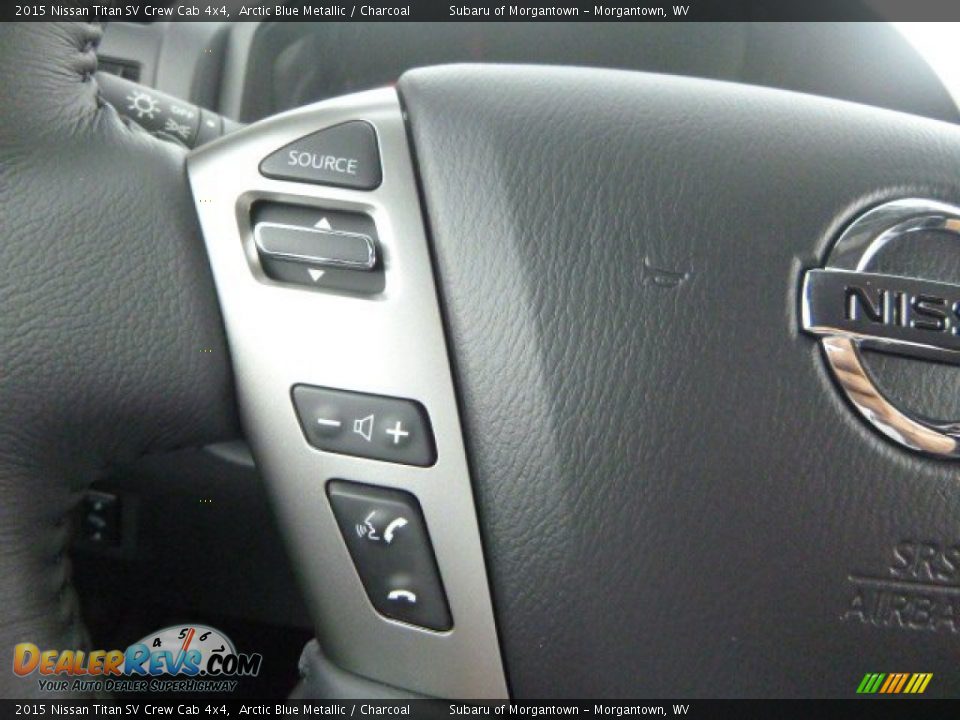 2015 Nissan Titan SV Crew Cab 4x4 Arctic Blue Metallic / Charcoal Photo #20